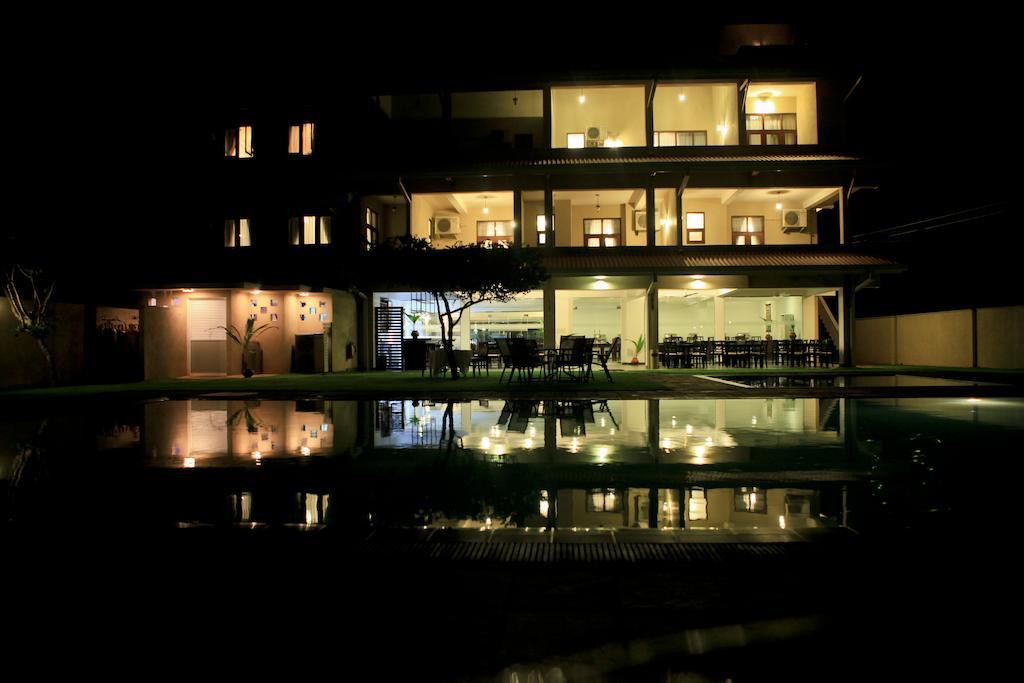 Lavendish Okrin Hotel Катарагама Екстер'єр фото
