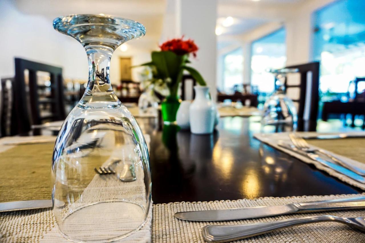 Lavendish Okrin Hotel Катарагама Екстер'єр фото